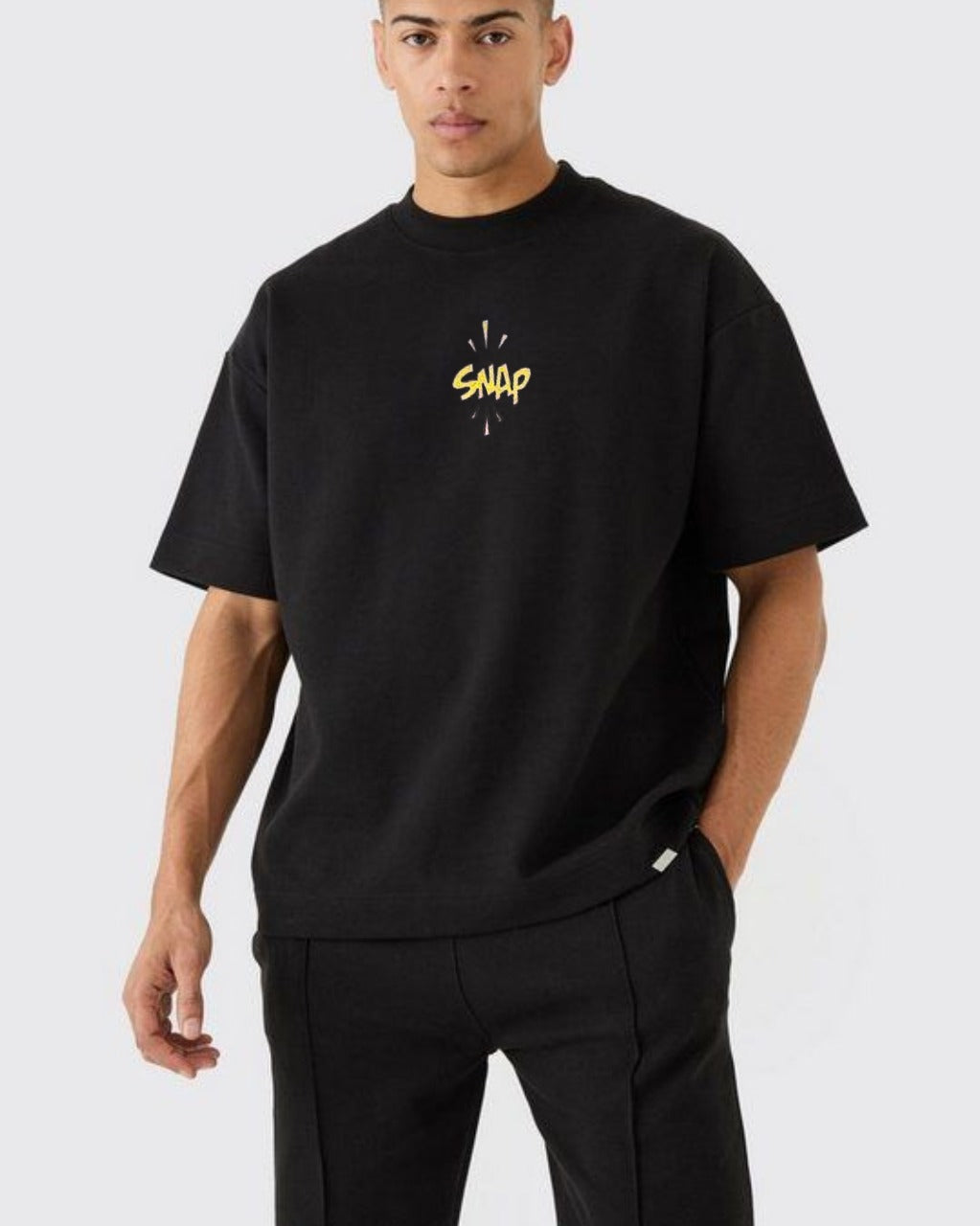 “Infinity Gauntlet Snap” Oversized Graphic T-Shirt – Marvel Inspired Streetwear
